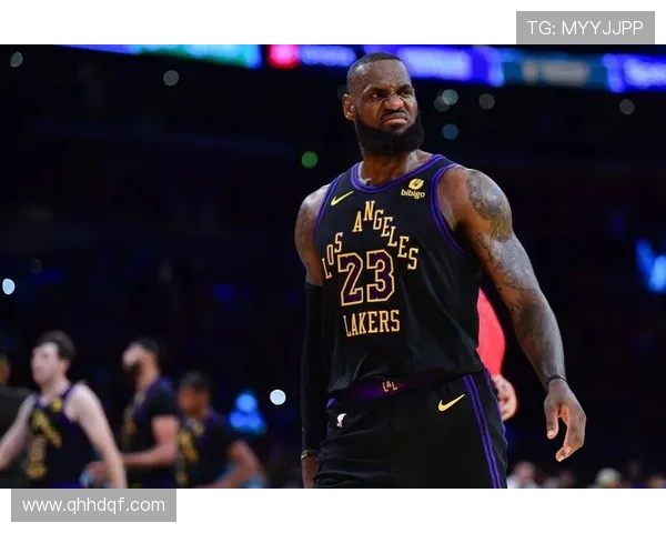 老詹三双助力湖人加时苦战老鹰绝杀逆转胜利精彩纷呈